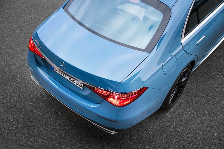 奔驰 S级 580e lang amg line manufaktur 高清全屏壁纸