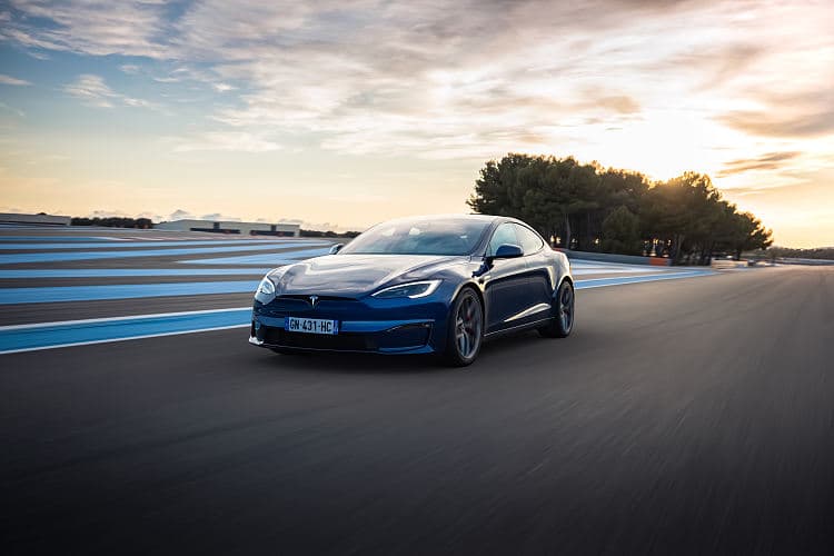 特斯拉 Model S  高清全屏壁纸