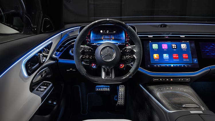 奔驰 AMG E 53_hybrid_4matic 高清全屏壁纸