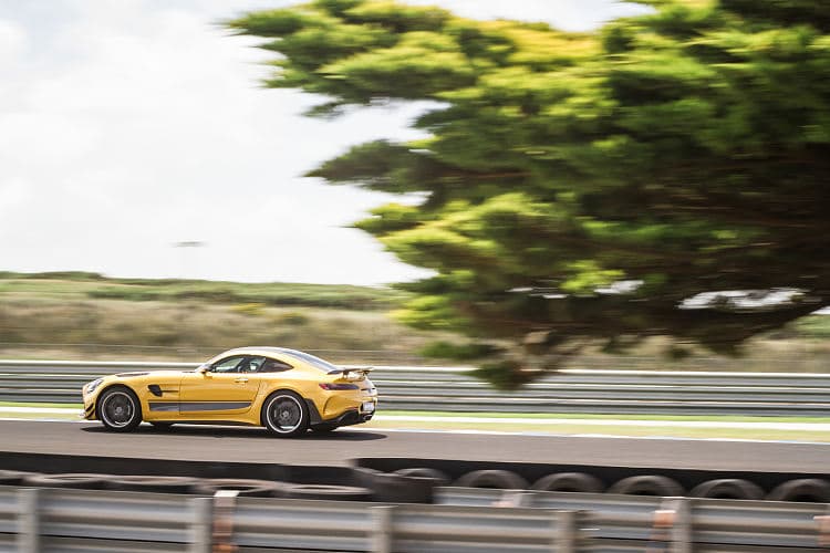 奔驰 AMG GT r pro 高清全屏壁纸