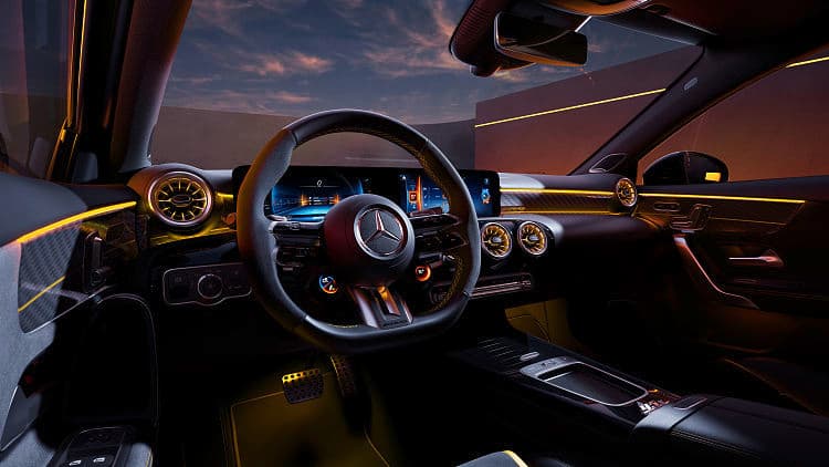 奔驰 AMG A 45 s 4matic final edition 高清全屏壁纸