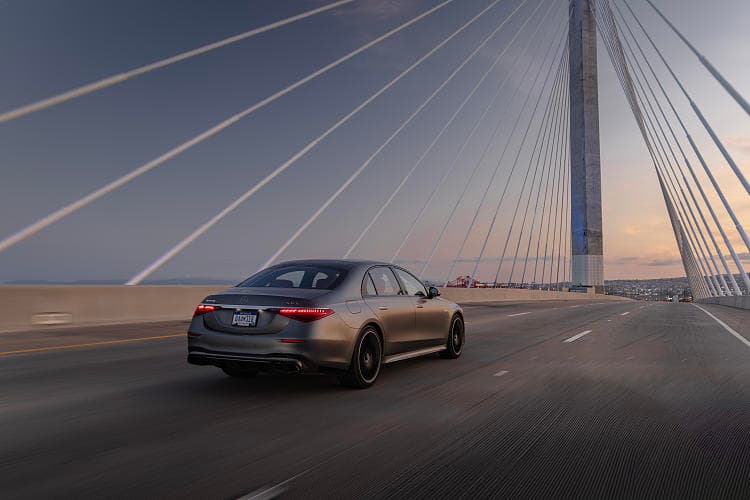 奔驰 AMG S 63_e_performance 高清全屏壁纸