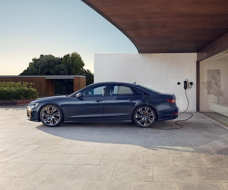 奥迪 A8 60 tfsi e quattro s line 高清全屏壁纸