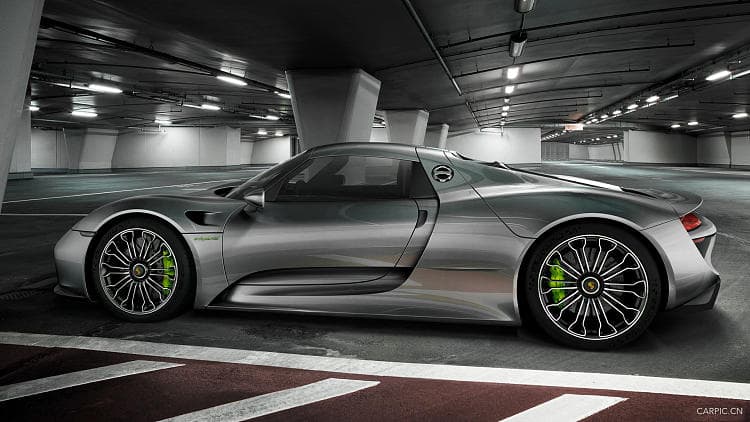 保时捷 918 spyder 高清全屏壁纸