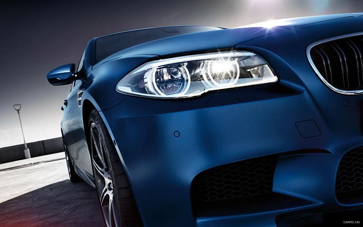 宝马 M5 Sedan 高清全屏壁纸