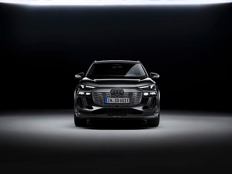 奥迪 SQ6 e-tron 高清全屏壁纸