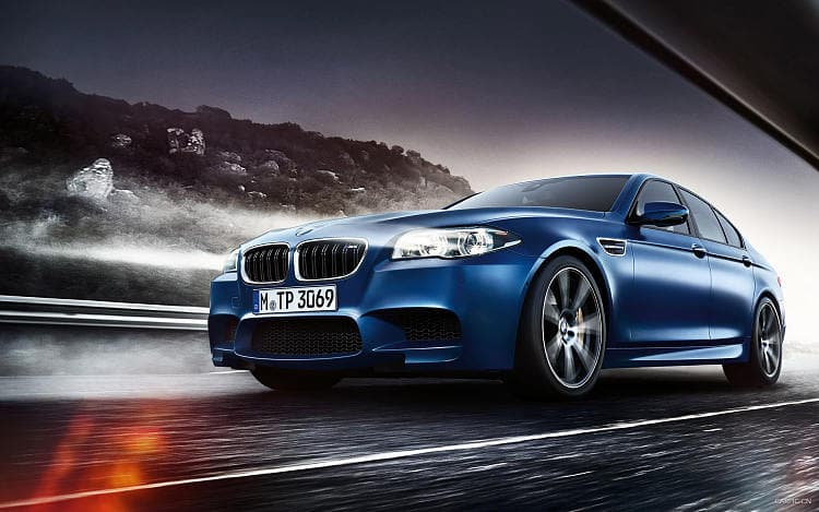 宝马 M5 Sedan 高清全屏壁纸