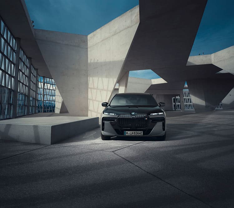 宝马 7系 m760e xdrive 高清全屏壁纸