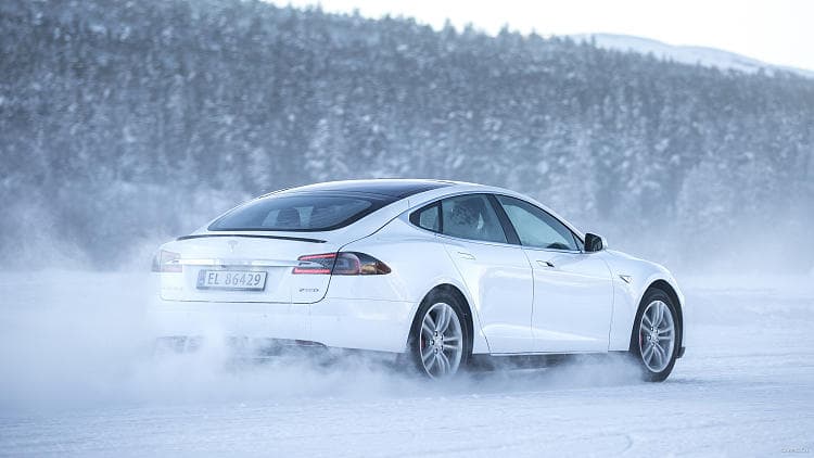 特斯拉 Model S  高清全屏壁纸