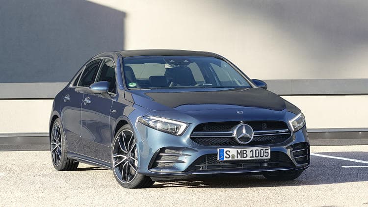 奔驰 AMG A 35 sedan 高清全屏壁纸