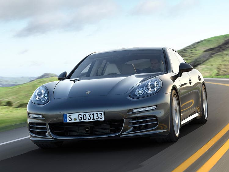 保时捷 Panamera 4s 高清全屏壁纸