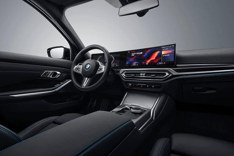 宝马 3系 330li m sport 高清全屏壁纸