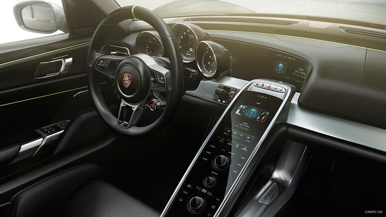 保时捷 918 spyder 高清全屏壁纸