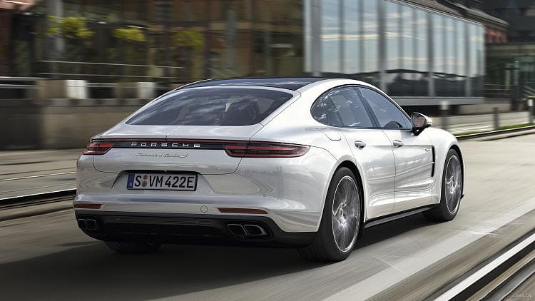 保时捷 Panamera turbo s e-hybrid 高清全屏壁纸