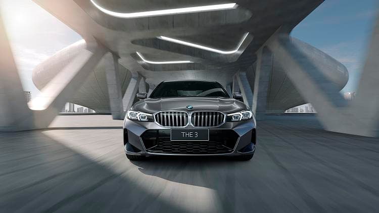 宝马 3系 330li m sport 高清全屏壁纸