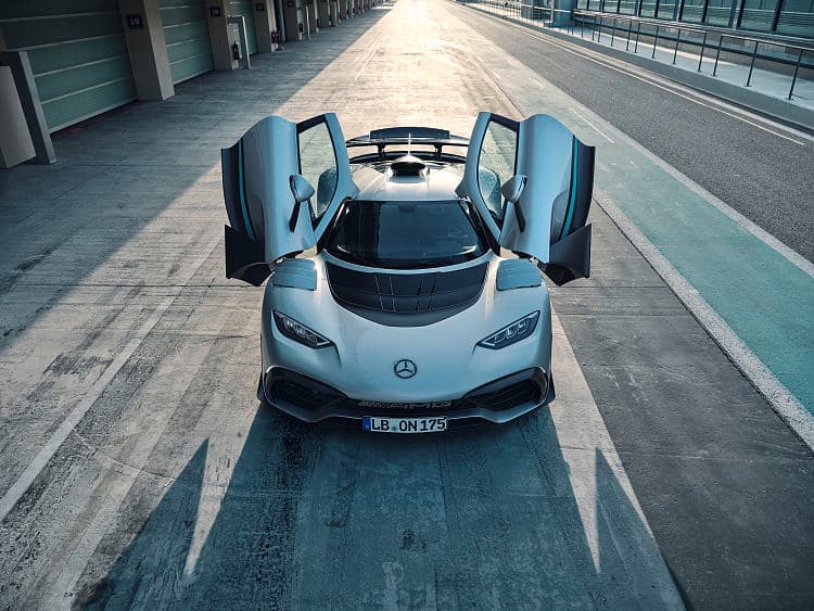奔驰 AMG ONE  高清全屏壁纸