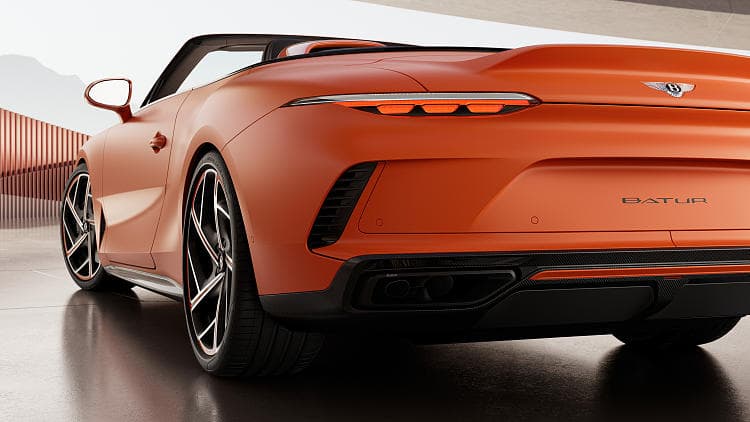 宾利 Batur convertible 高清全屏壁纸