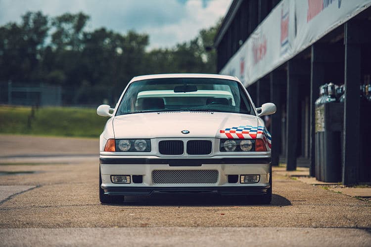 宝马 M3 lightweight 高清全屏壁纸