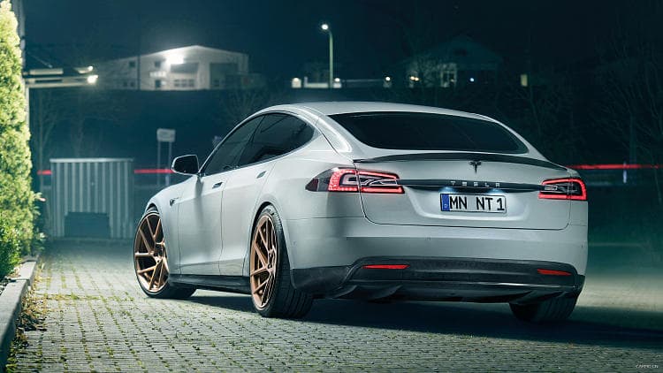 Novitec 特斯拉 model s 高清全屏壁纸