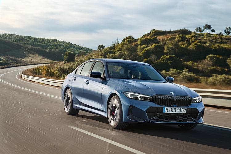 宝马 3系 330i m sport 高清全屏壁纸