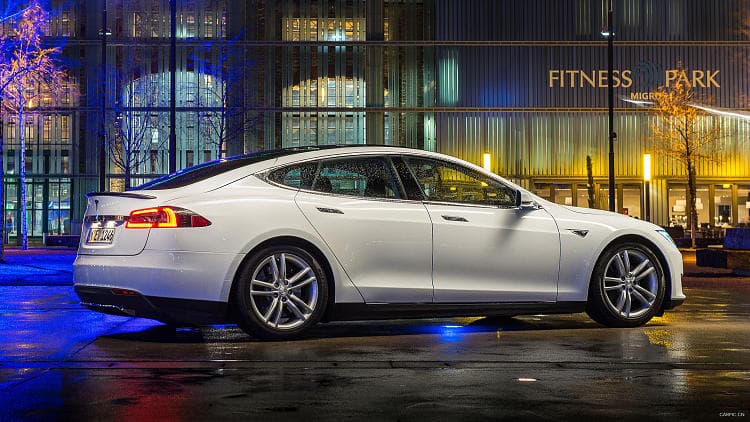 特斯拉 Model S  高清全屏壁纸