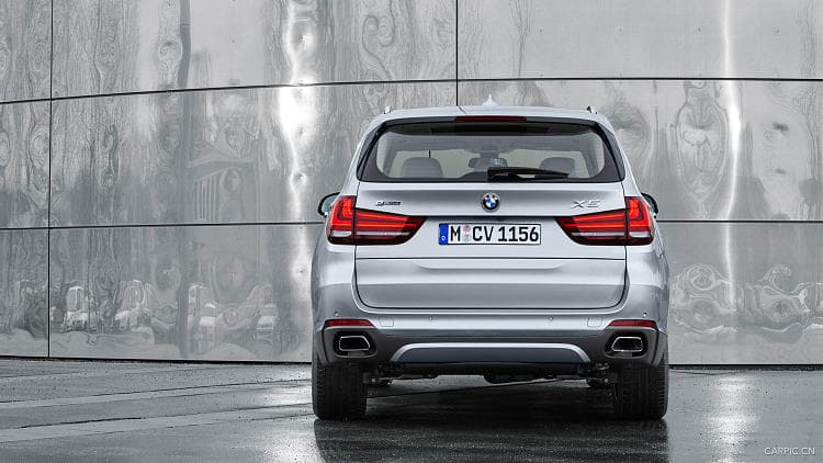 宝马 X5 xdrive40e 高清全屏壁纸
