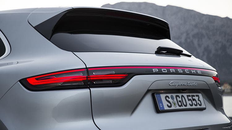 保时捷 卡宴 turbo 高清全屏壁纸