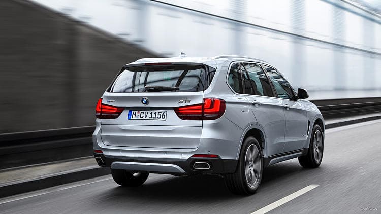 宝马 X5 xdrive40e 高清全屏壁纸