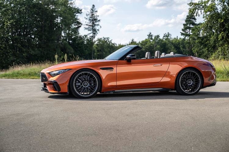 奔驰 AMG SL 63 s e performance 高清全屏壁纸