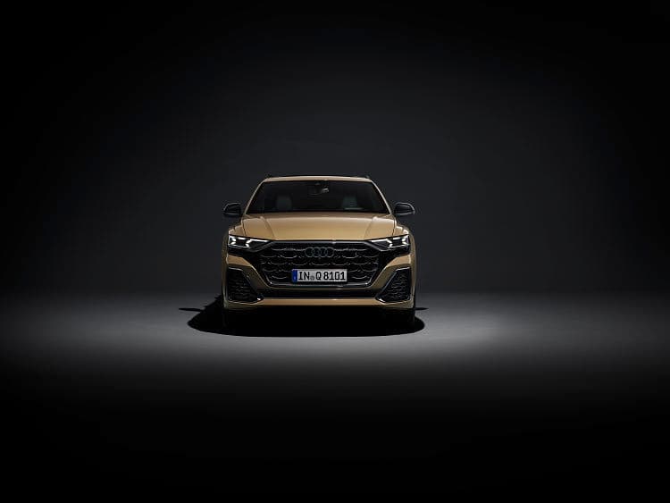 奥迪 Q8 55 tfsi quattro s line 高清全屏壁纸