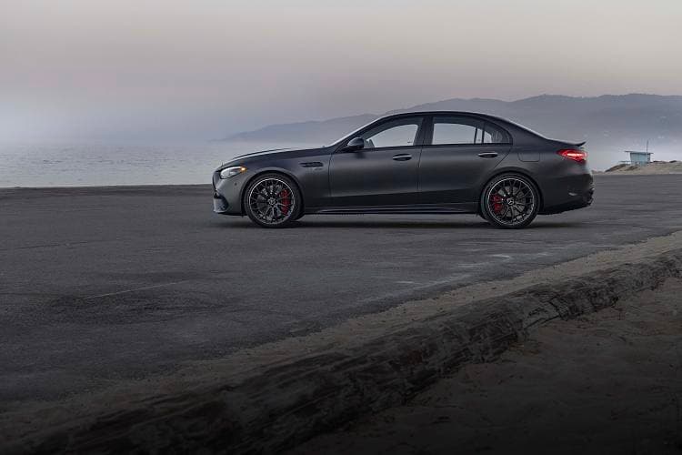 奔驰 AMG C 63 s e performance 高清全屏壁纸