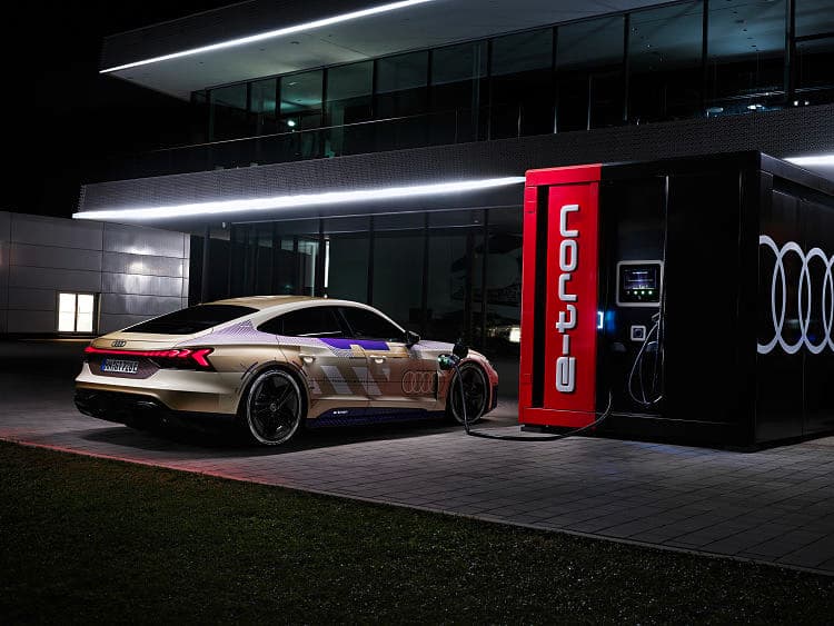 奥迪 e-tron gt  高清全屏壁纸