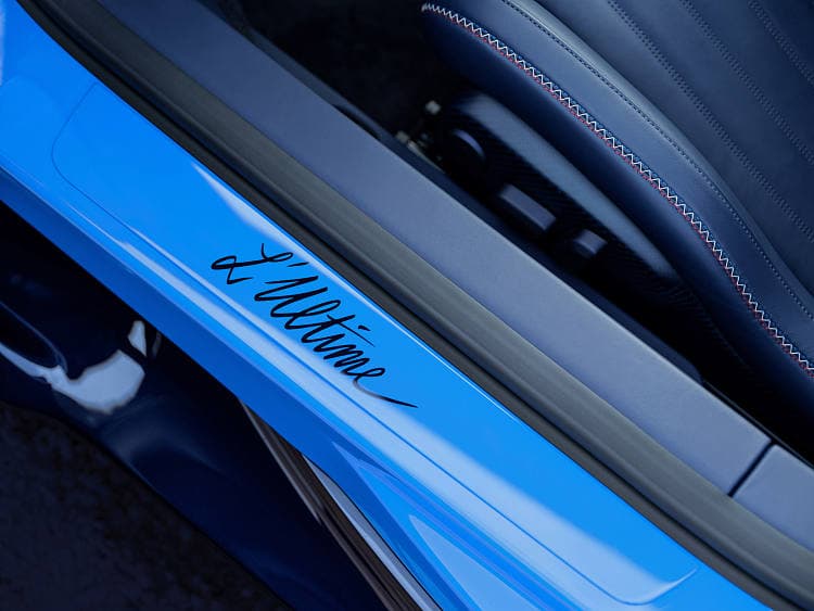布加迪 Chiron super sport l ultime 高清全屏壁纸