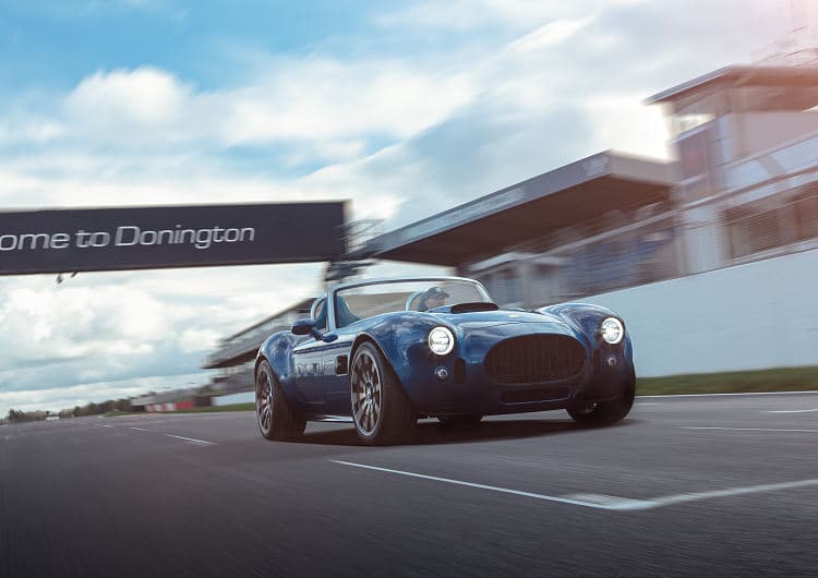 AC 眼镜蛇 gt roadster 高清全屏壁纸