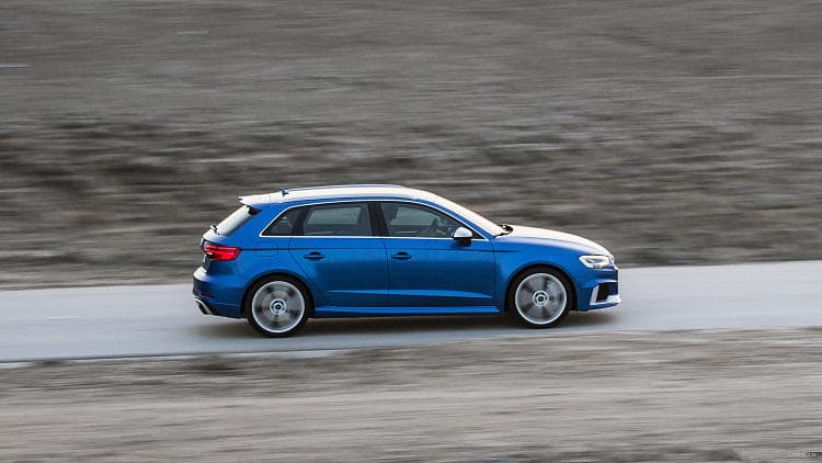 奥迪 RS3 sportback 高清全屏壁纸