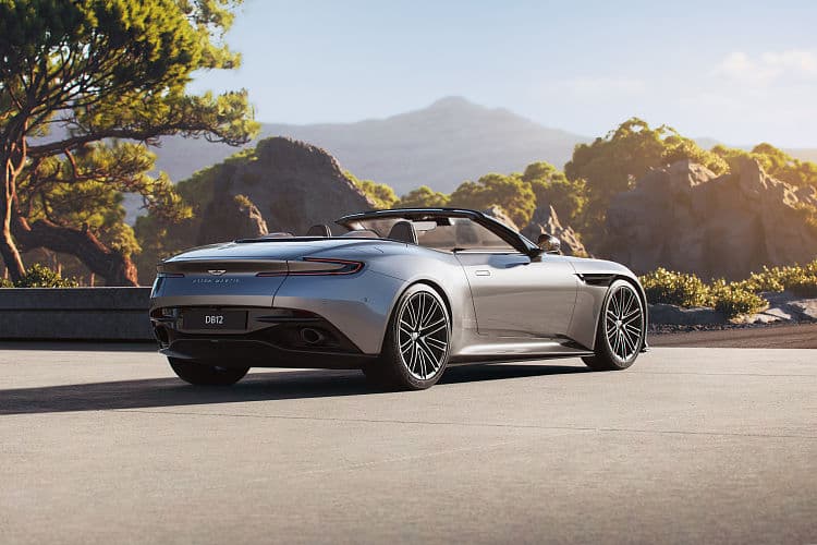 阿斯顿·马丁 DB12 volante 高清全屏壁纸