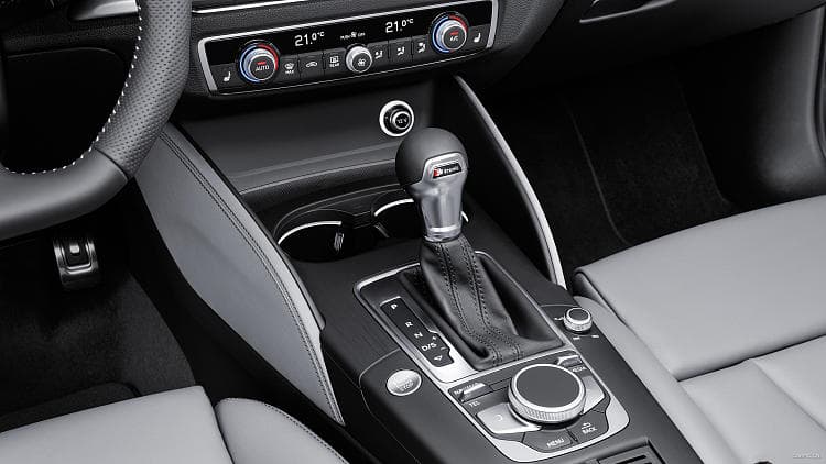 奥迪 A3 sportback 高清手机竖屏壁纸