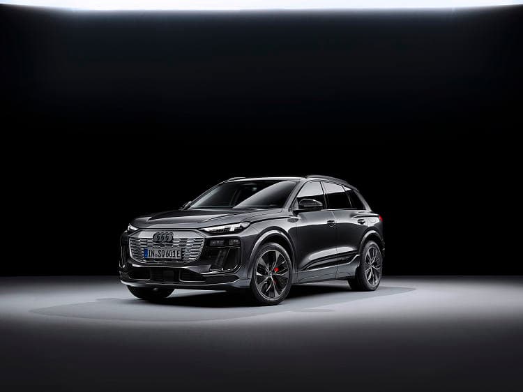 奥迪 SQ6 e-tron 高清全屏壁纸