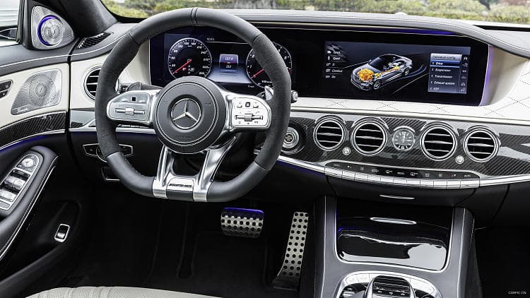 奔驰 AMG S 63 高清全屏壁纸