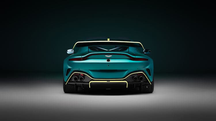 阿斯顿·马丁 Vantage gt4 高清全屏壁纸