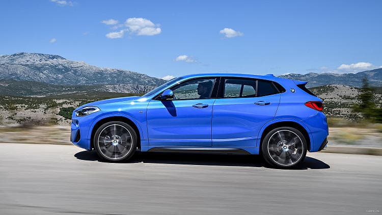 宝马 X2 sDrive20i M Sport 高清全屏壁纸
