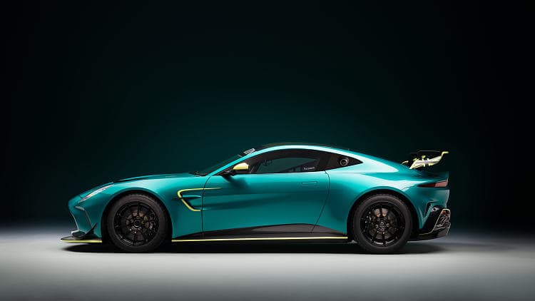阿斯顿·马丁 Vantage gt4 高清全屏壁纸