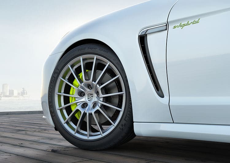 保时捷 Panamera s e-hybrid 高清全屏壁纸