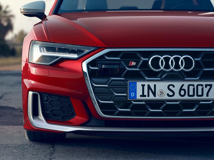 奥迪 S6 sedan 高清全屏壁纸