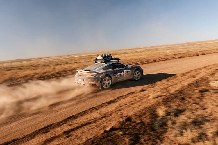保时捷 911 dakar rallye design package 高清全屏壁纸