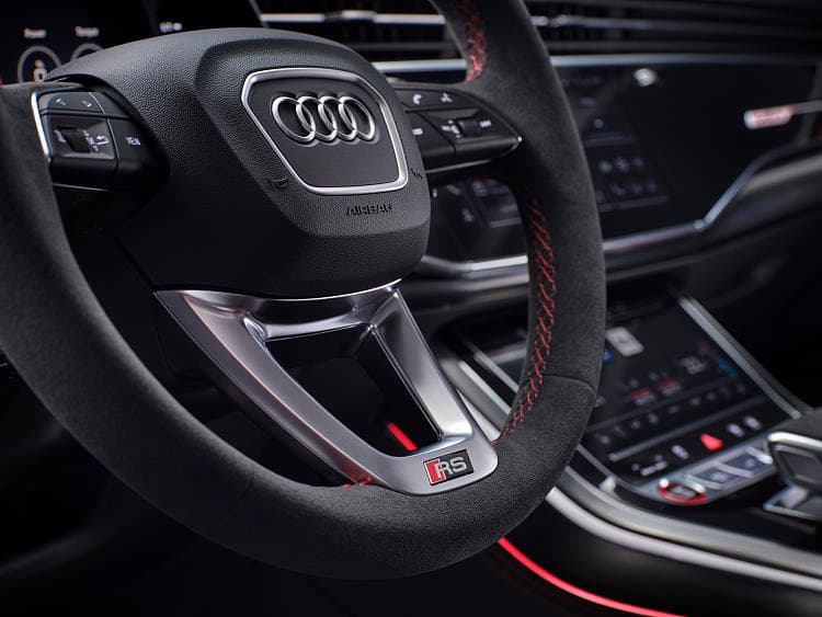 奥迪 RS Q8 performance 高清全屏壁纸
