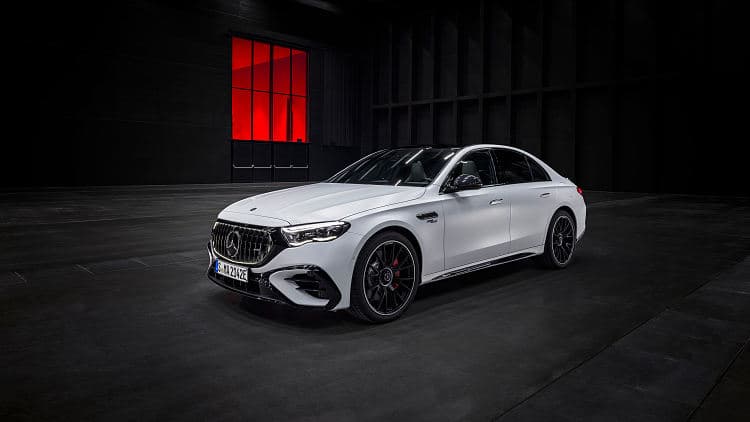 奔驰 AMG E 53_hybrid_4matic 高清全屏壁纸