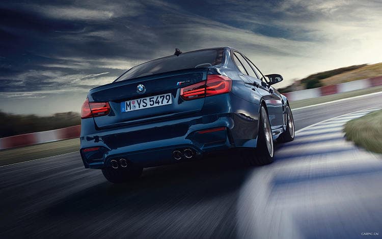 宝马 M3 sedan 高清全屏壁纸