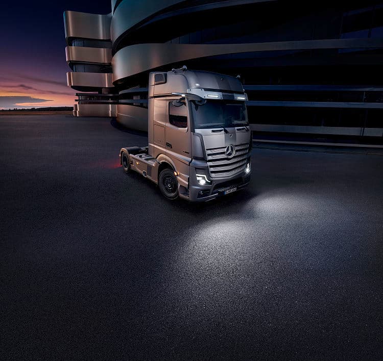 奔驰 Actros 1863 ls 4x2 edition 高清全屏壁纸