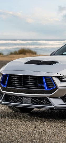 福特 Mustang gt  高清手机竖屏壁纸